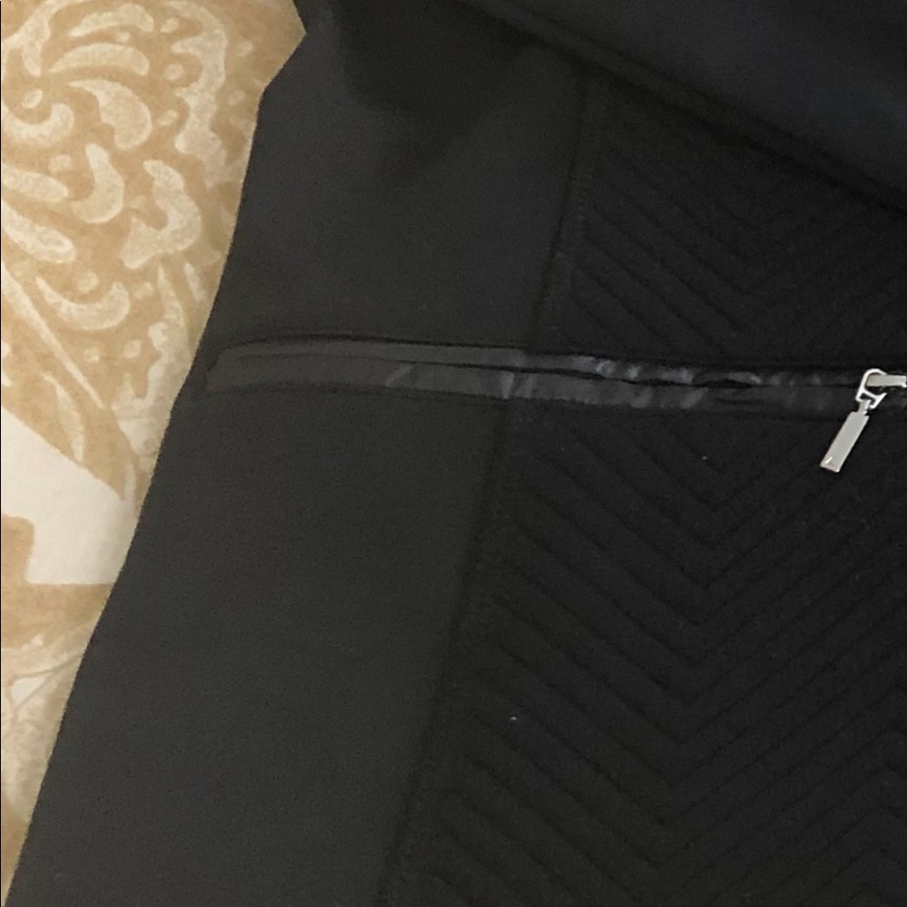 Lutha Jacket - Picture 9 of 15